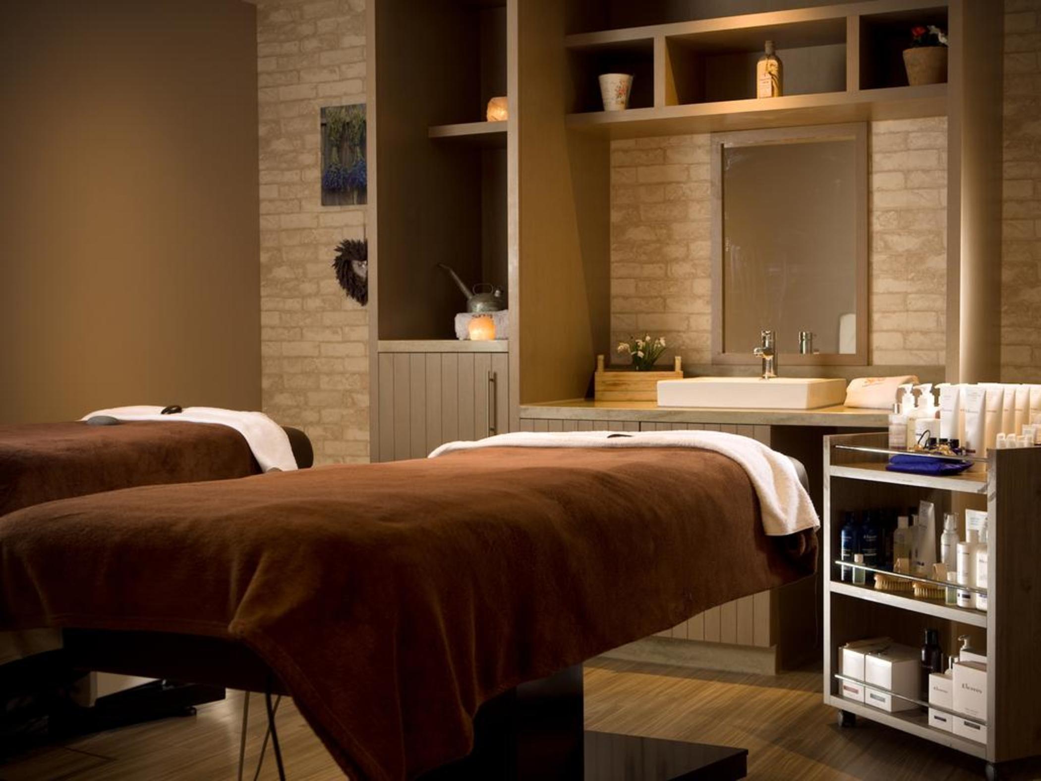 Macdonald Craxton Wood Hotel & Spa Ледшем Экстерьер фото