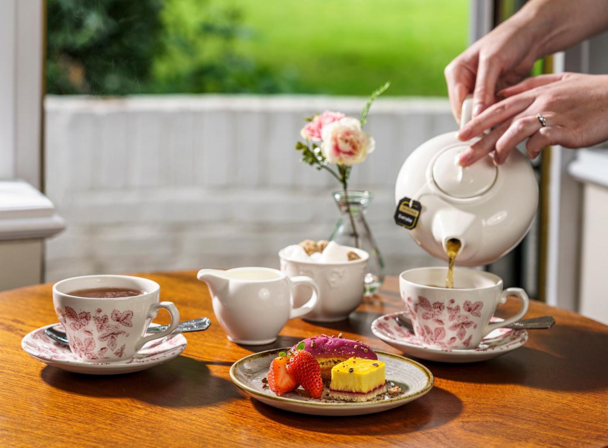 Macdonald Craxton Wood Hotel & Spa Ледшем Экстерьер фото